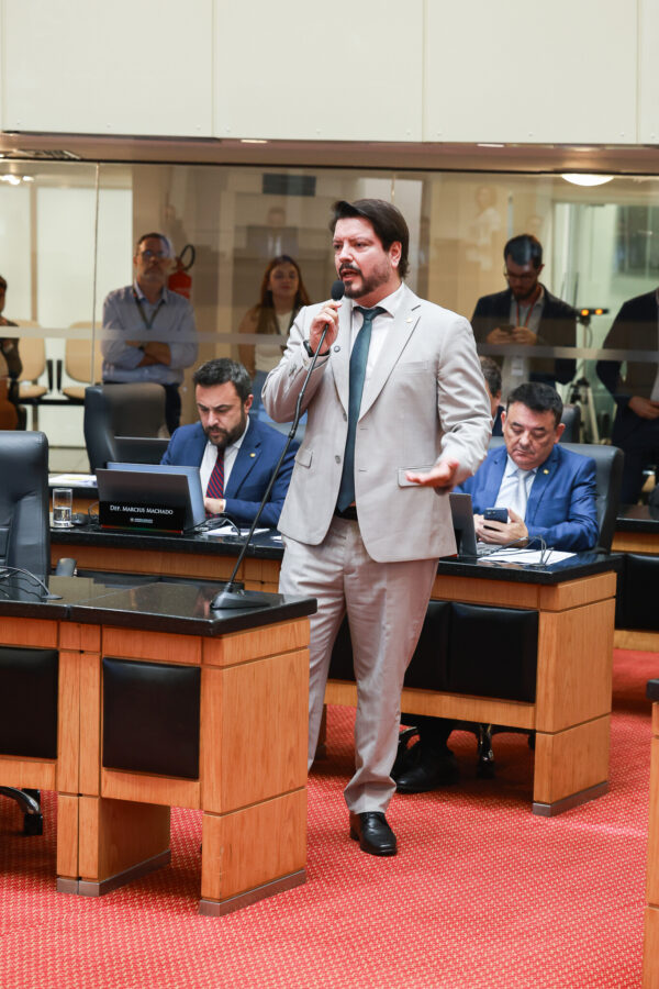 - Deputado Alex Brasil (PL)
