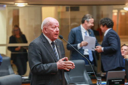 - Deputado Marcos Vieira (PSDB)