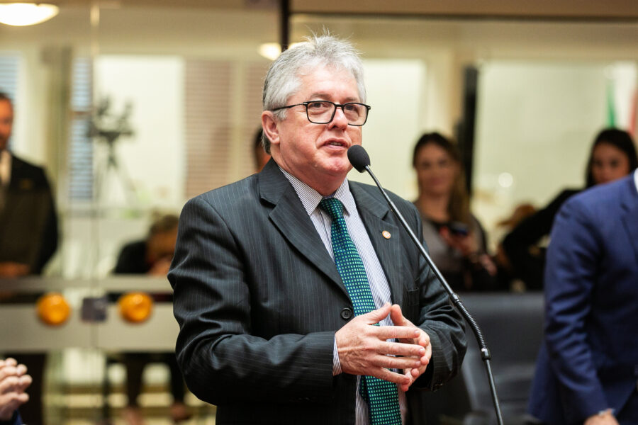 - Deputado Tiago Zilli (MDB)