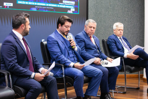 PL que proíbe reconstituição de leite em pó tem aval de mais uma comissão