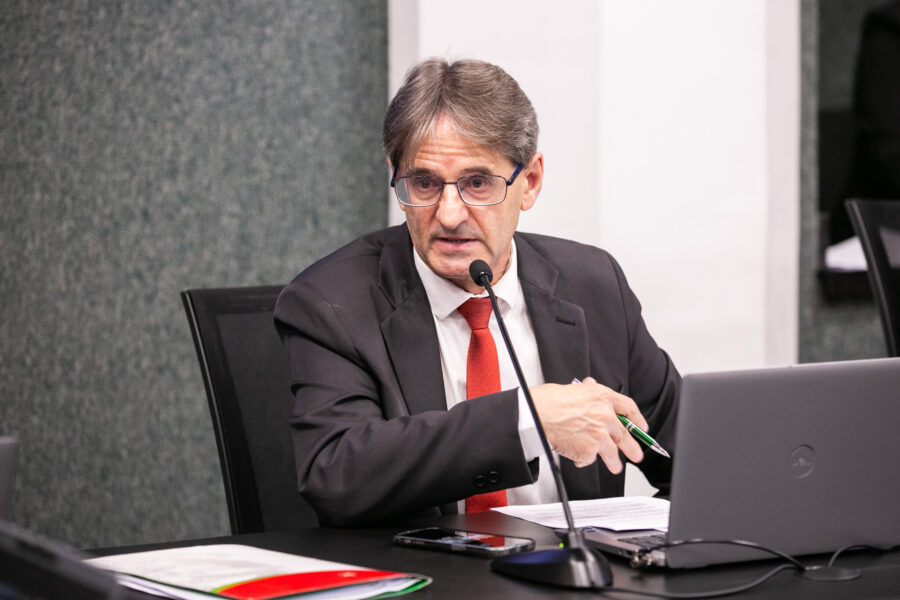 - Deputado Neodi Saretta (PT)