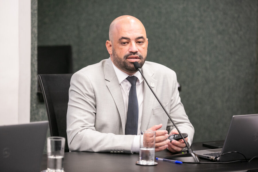 Secretário de Estado da Saúde, Diogo Demarchi Silva.