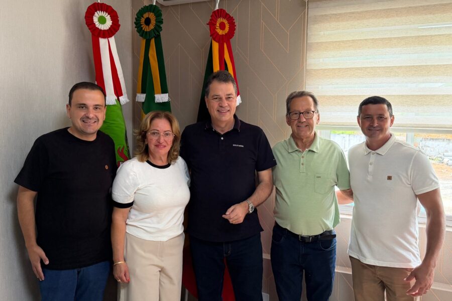 Minotto alinha investimento para Maracajá junto ao prefeito Brambila