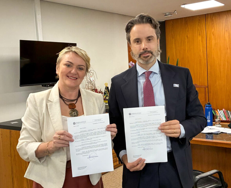 Luciane Carminatti vai a Brasília falar sobre julgamento que o STF fará sobre o piso do magistério