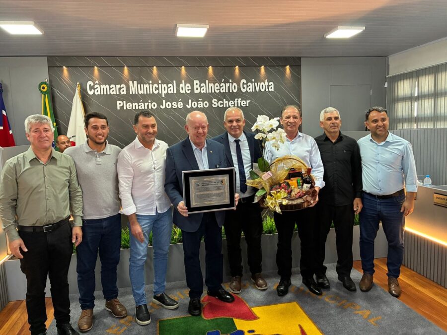 Deputado Marcos Vieira recebe título de Cidadão Honorário de Balneário Gaivota.
