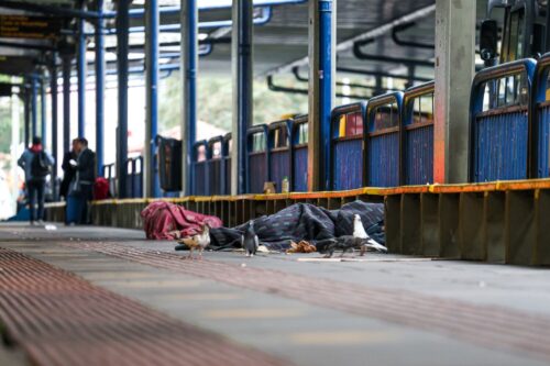 Parlamento aprimora legislação em defesa dos direitos humanos