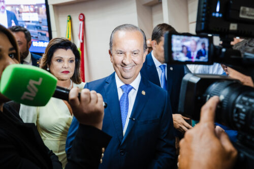 - Jorginho Mello - Governador de Santa Catarina