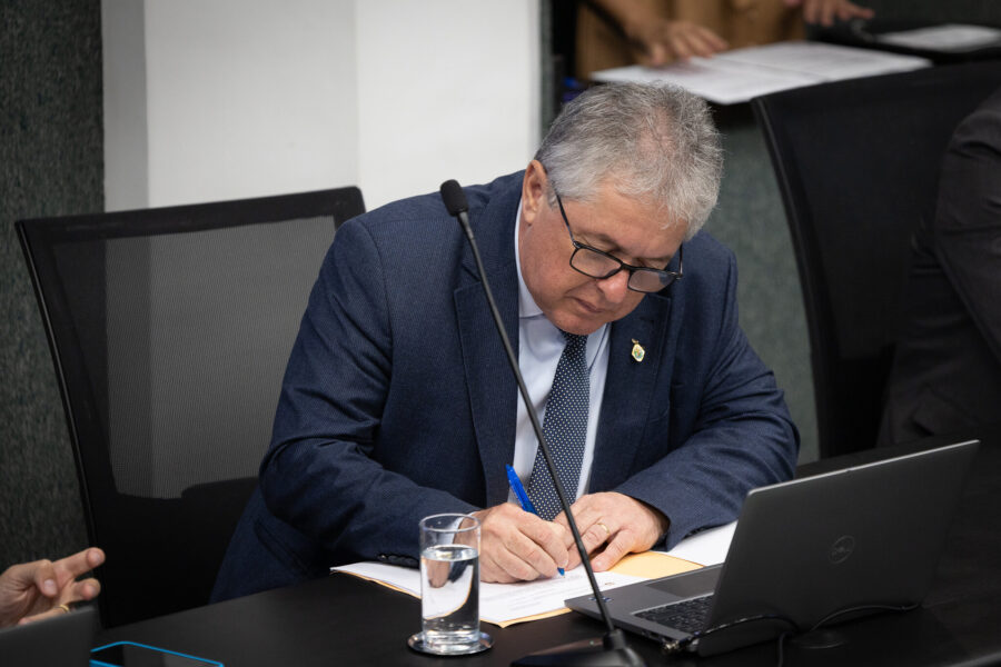 - Deputado Tiago Zilli (MDB)