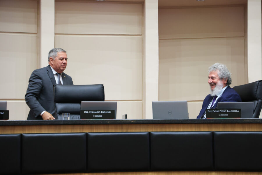 - Deputado Mário Motta (PSD)
 - Deputado Padre Pedro Baldissera (PT)