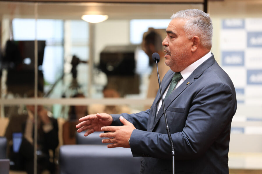 - Deputado Sargento Lima (PL)