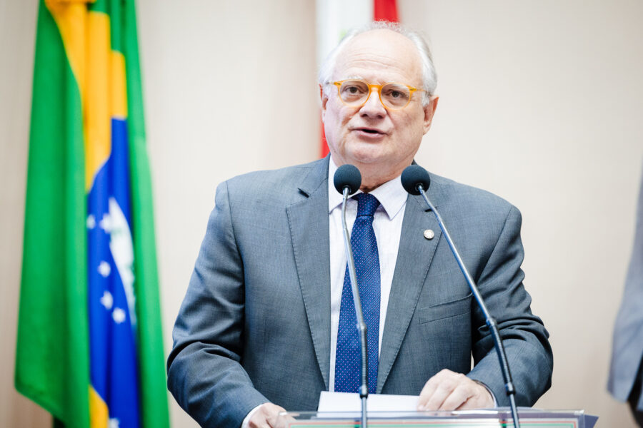 Deputado Dr. Vicente Caropreso.