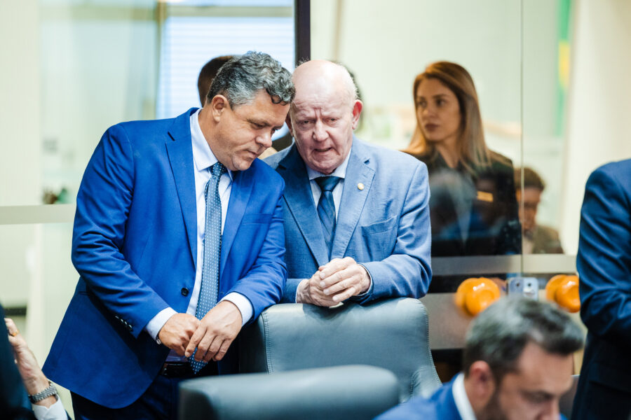 - Deputado Ivan Natz (PL)