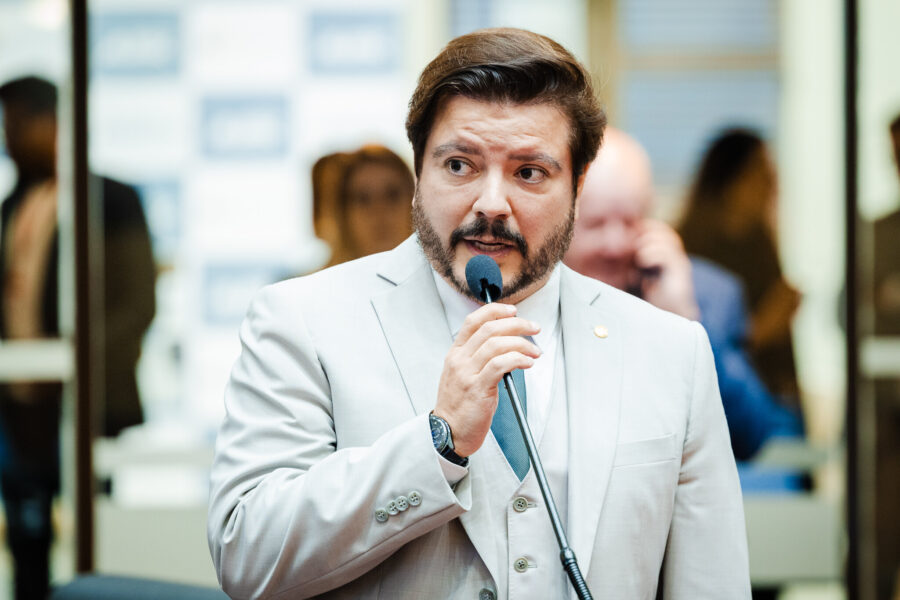 Autor do projeto, deputado Alex Brasil (PL).