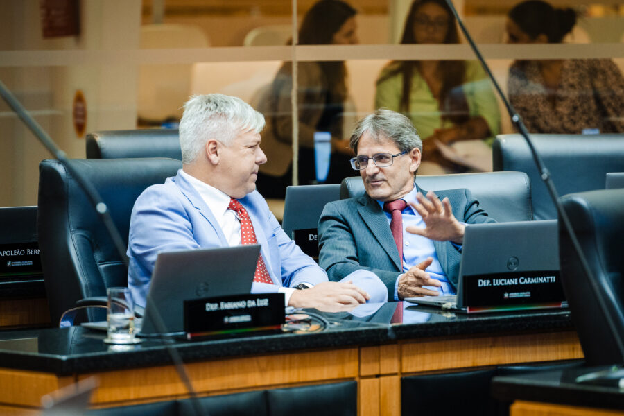 - Deputado Fabiano da Luz (PT)
 - Deputado Neodi Saretta (PT)
