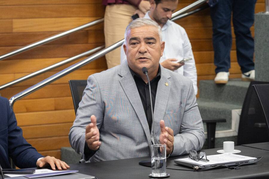 - Deputado Sargento Lima (PL)