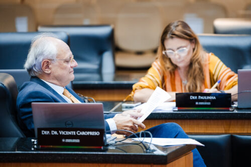 - Deputado Dr. Vicente Caropreso (PSDB)  - Deputada Paulinha (Podemos) 	

Bruno Collaço / Agência AL