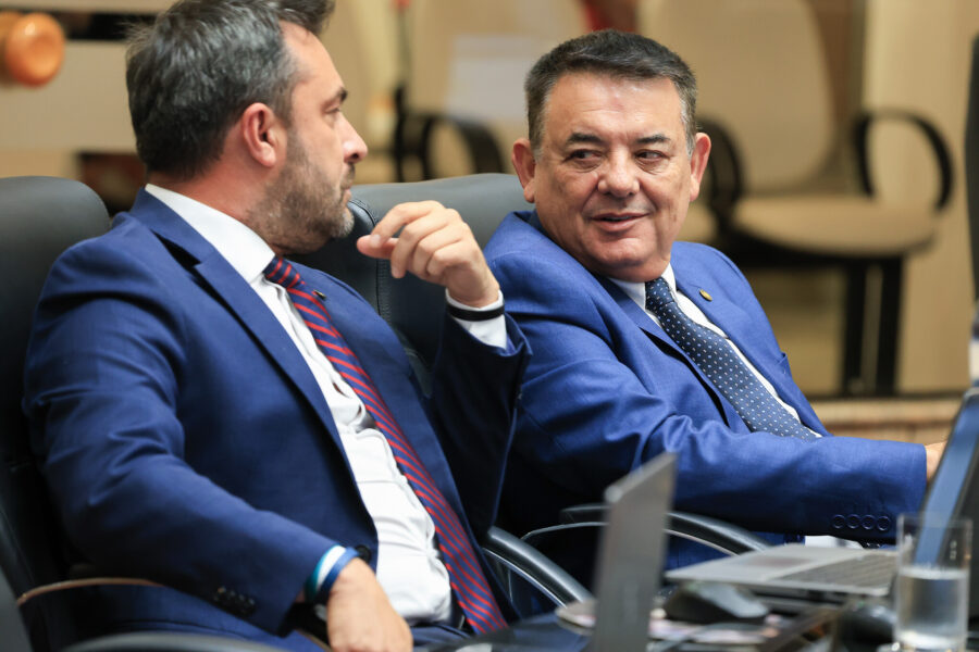 - Deputado Marcius Machado (PL) 
 - Deputado Mauricio Peixer (PL)