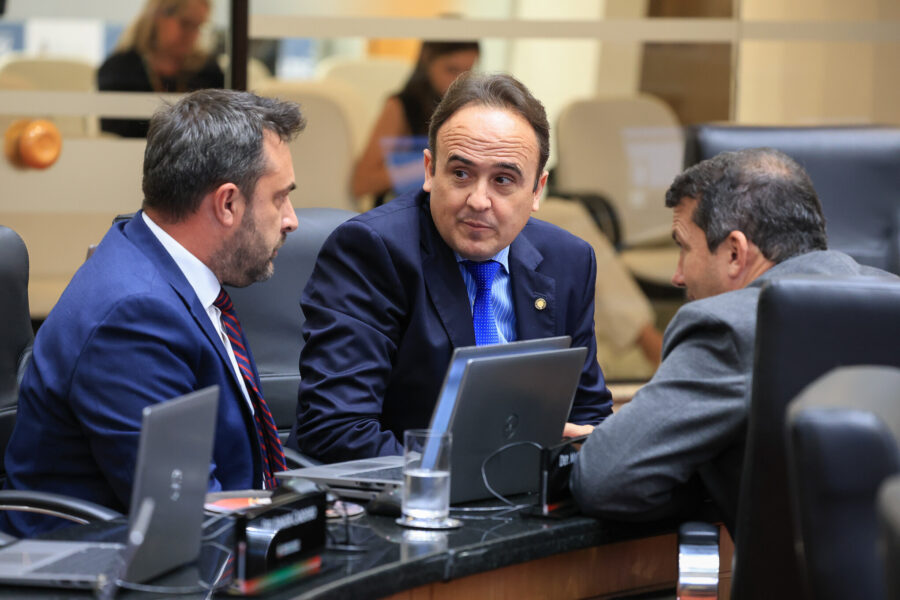 - Deputado Marcius Machado (PL) 
 - Deputado Carlos Humberto (PL)