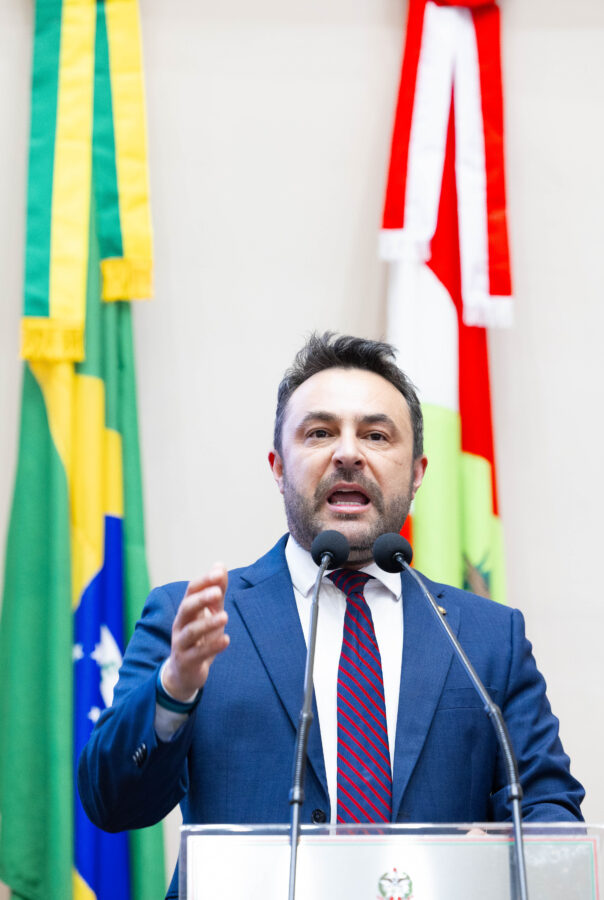 - Deputado Marcius Machado (PL)
