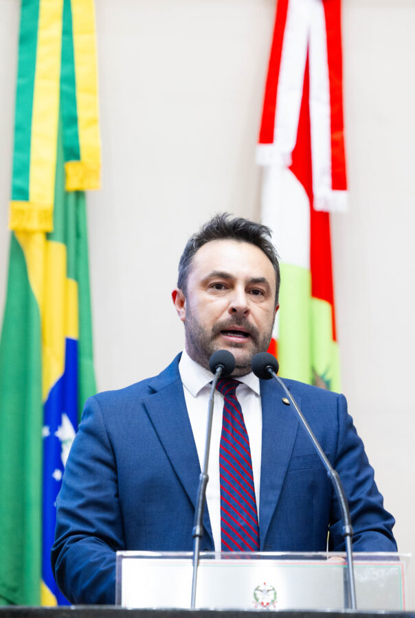 - Deputado Marcius Machado (PL)
