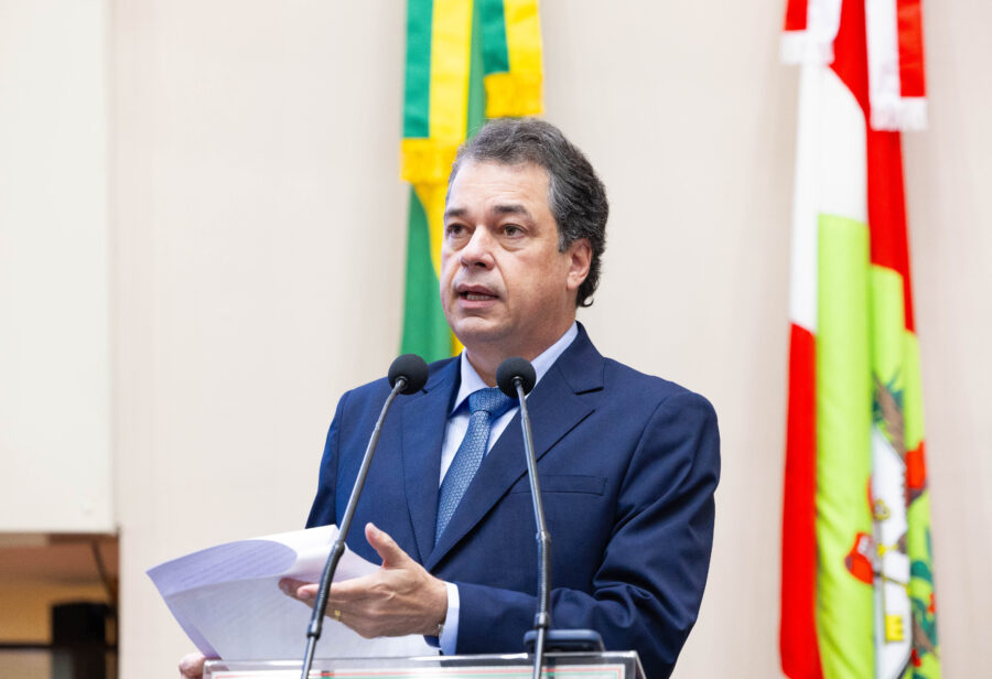 Deputado Rodrigo Minotto.
