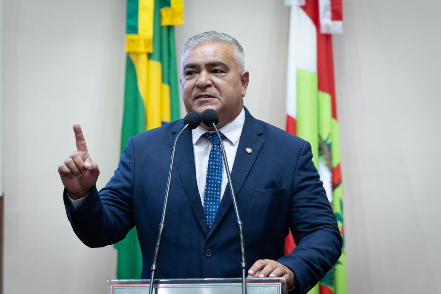 - Deputado Sargento Lima (PL)