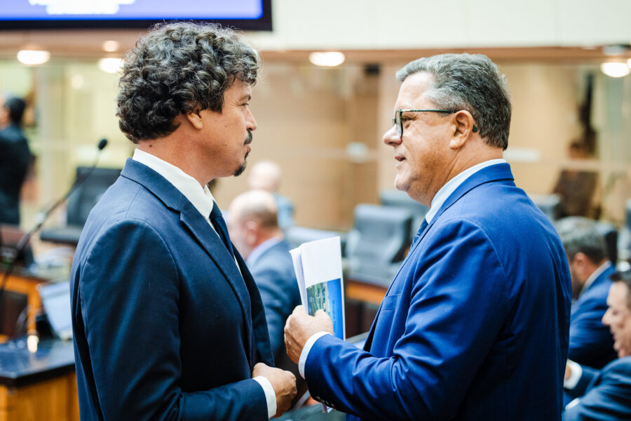- Deputado Marquito (PSOL)
- Deputado Ivan Naatz (PL)