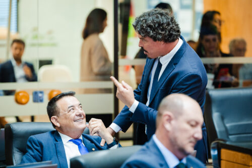 - Deputado Mauricio Peixer (PL)- Deputado Marquito (PSOL)