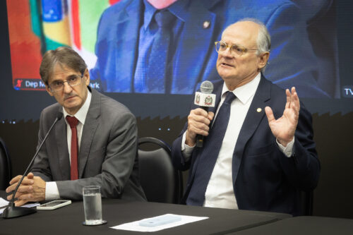 - Deputado Neodi Saretta (PT) 	
- Deputado Dr. Vicente Caropreso (PSDB)
