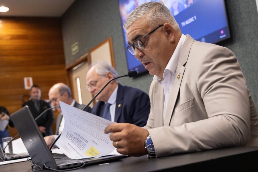 - Deputado Sargento Lima (PL)