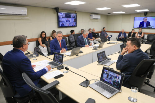Segue para o plenário projeto que dispensa entidades sociais de apresentarem Cebas