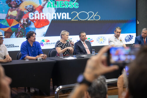 - Deputado Marquito (PSOL)
- Deputada Luciane Carminatti (PT) 	
 - Deputado Julio Garcia (PSD)