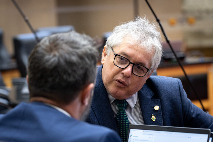 - Deputado Tiago Zilli (MDB)