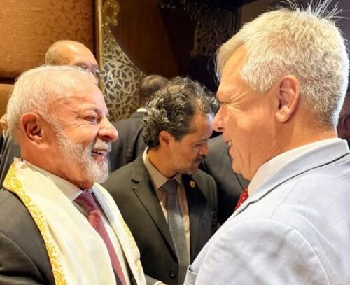 Fabiano celebra acordo bilionário entre empresa catarinense e grupos farmacêuticos indianos