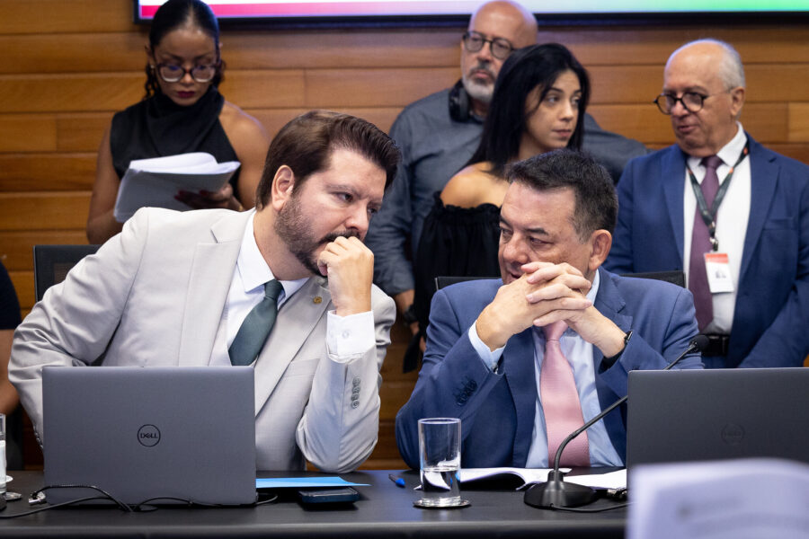 - Deputado Alex Brasil (PL)
- Deputado Maurício Peixer (PL)