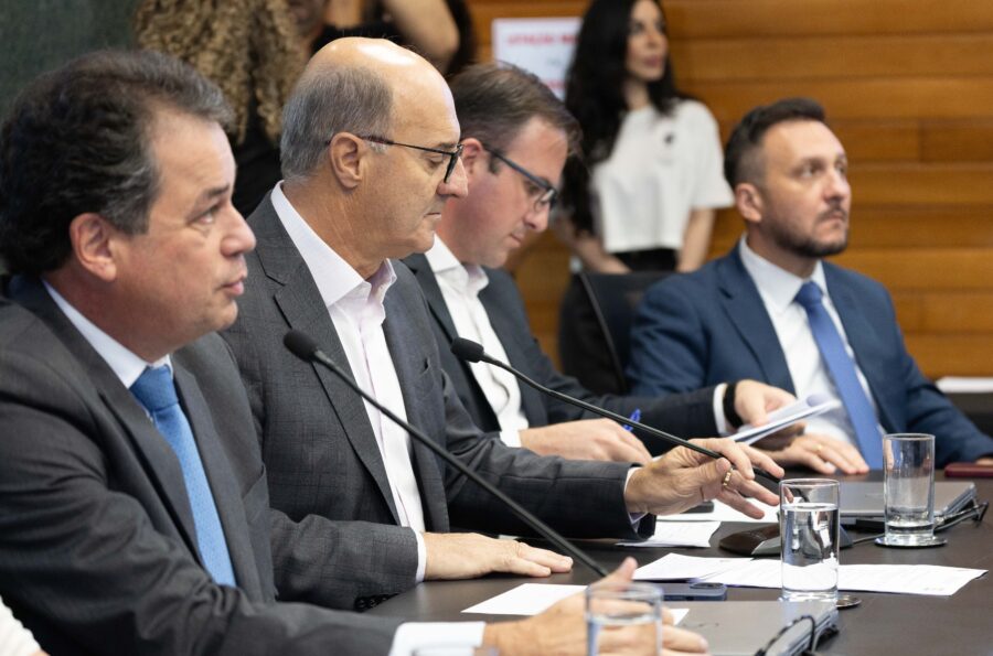 Frente Parlamentar é instalada para viabilizar desassoreamento do rio Urussanga