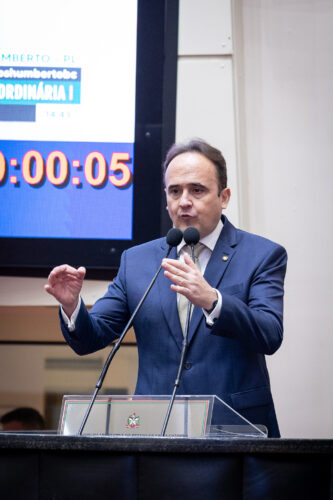 - Deputado Carlos Humberto (PL)