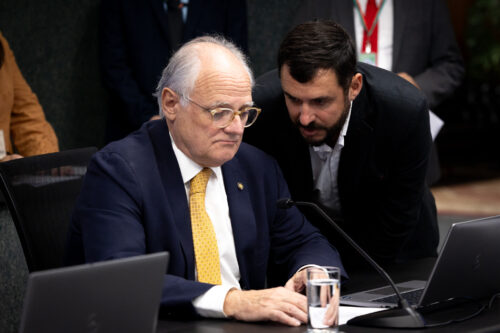 - Deputado Dr. Vicente Caropreso (PSDB)