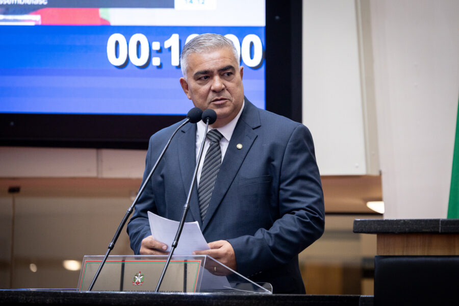 - Deputado Sargento Lima (PL)