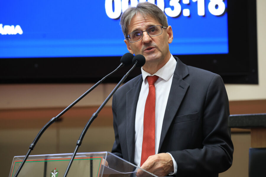 - Deputado Neodi Saretta (PT)