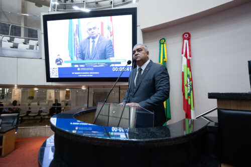 - Deputado Sargento Lima (PL)