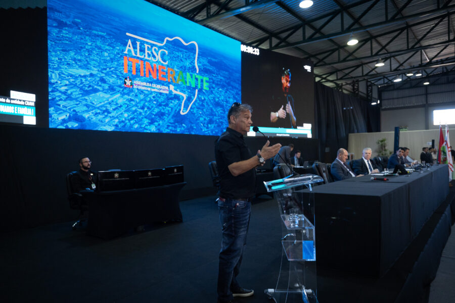 Comissão trata de combate às drogas e moradia assistida em reunião em Curitibanos