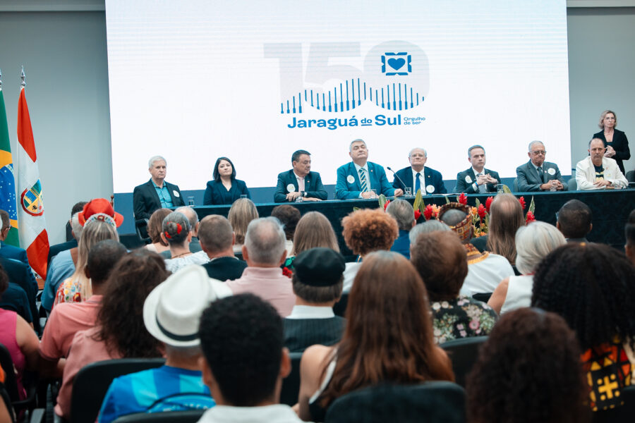 A sessão aconteceu no Centro Empresarial de Jaraguá do Sul (Cejas).
