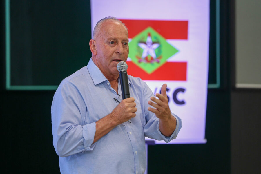 Deputado Oscar Gutz participou do anúncio dos investimentos no Alto Vale, nesta segunda (16)