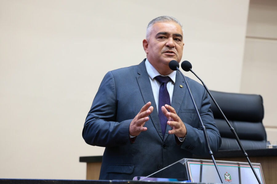 Sancionado por Jorginho o projeto que cria o Dia do Veterano, proposto por Lima