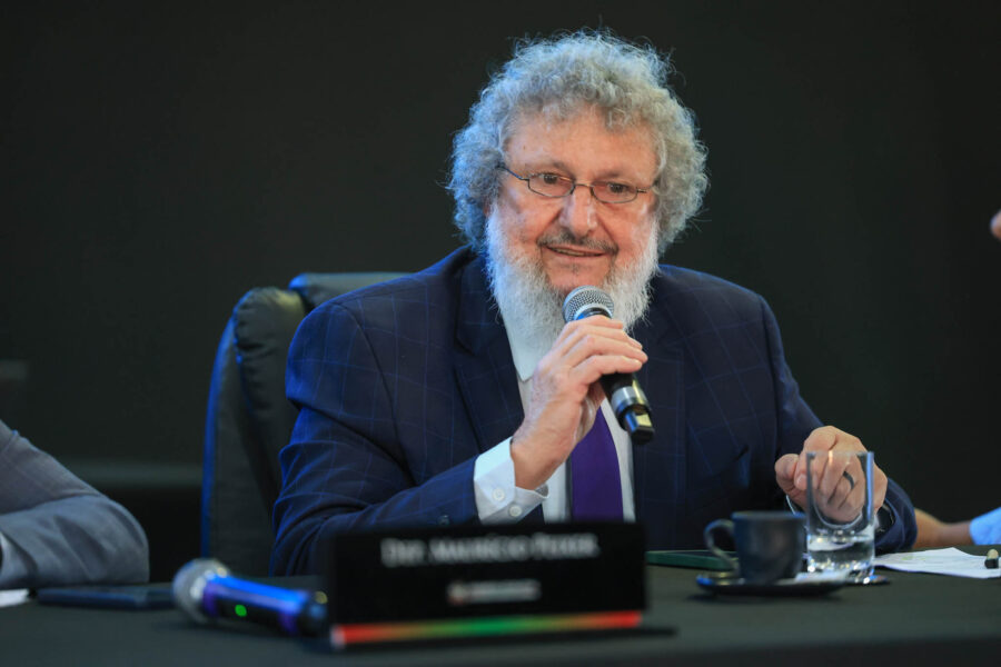 Padre Pedro propõe ao governo zerar ICMS sobre importação de óleo diesel em SC