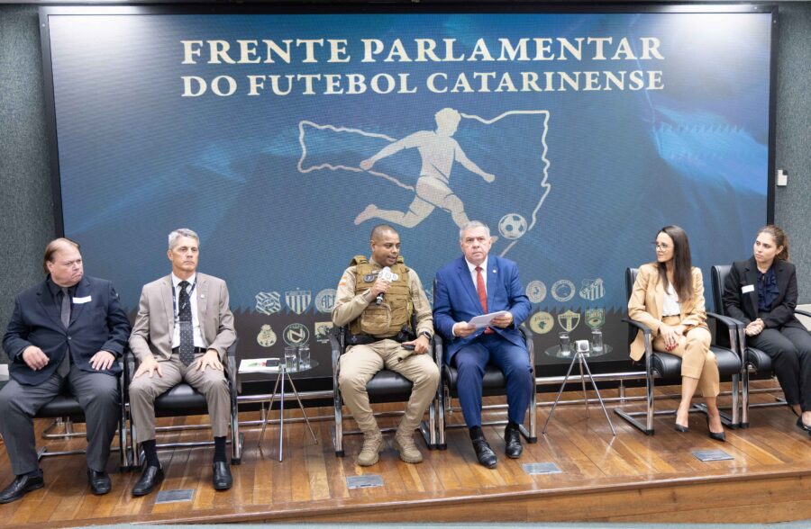 A Frente Parlamentar do Futebol é coordenada pelo deputado Mário Motta.