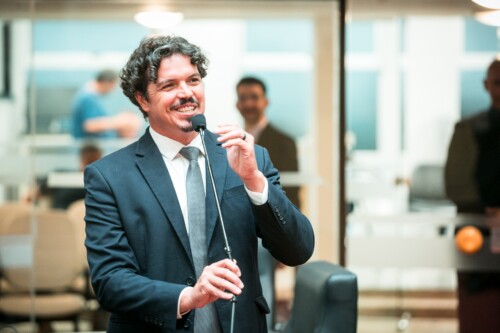 Marquito comemora decisão do STF, que formou maioria pela inconstitucionalidade da lei que proibia cotas no ensino superior em SC