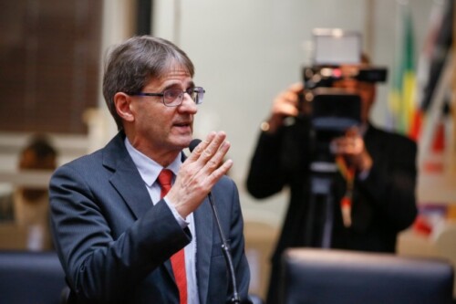 Ministério da Saúde mostra a lideranças catarinenses dimensão dos investimentos em saúde em SC, diz Saretta