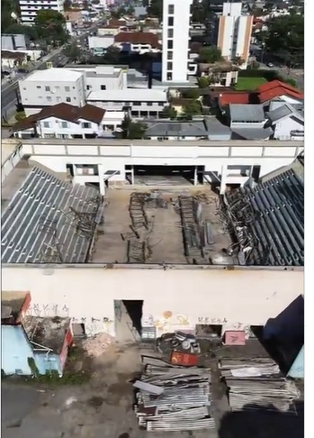 Deputado Fernando Krelling fiscaliza obras de revitalização do Ginásio Ivan Rodrigues, em Joinville